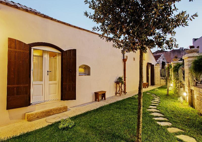 Bed and Breakfast Borgo San Gaetano à Bernalda Extérieur photo